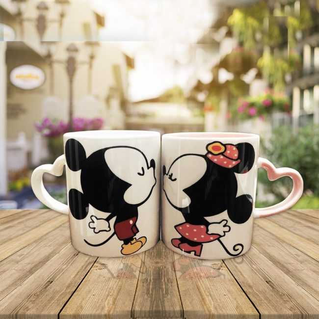 Taza de café de Mickey y Minnie Mouse